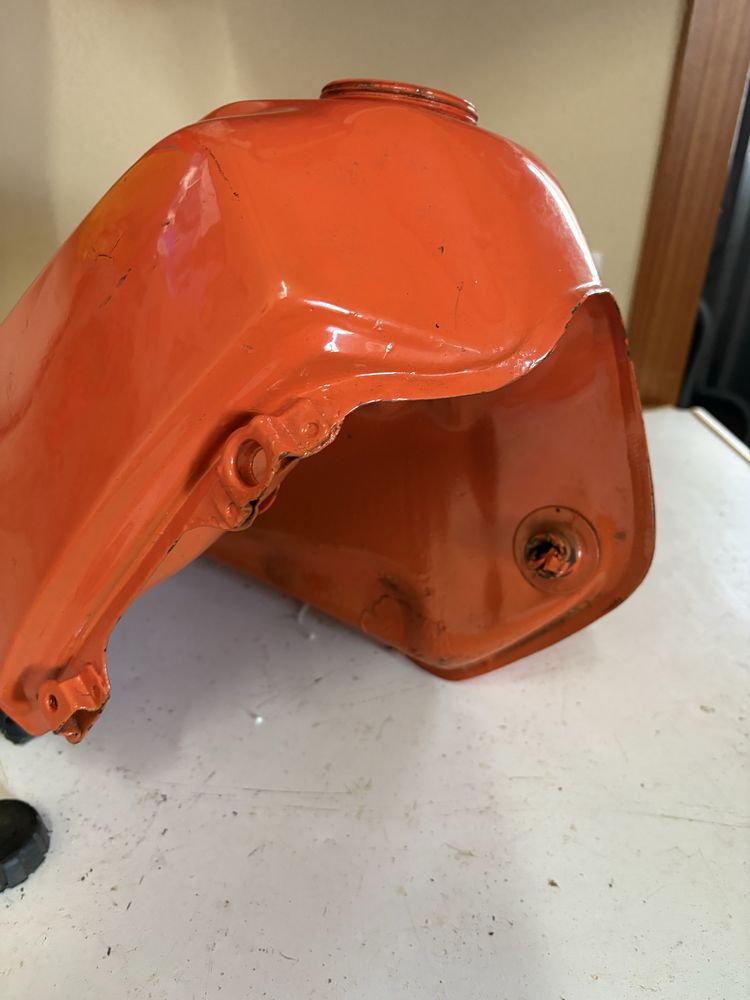 Deposito de gasolina da yamaha dt125lc de 1986