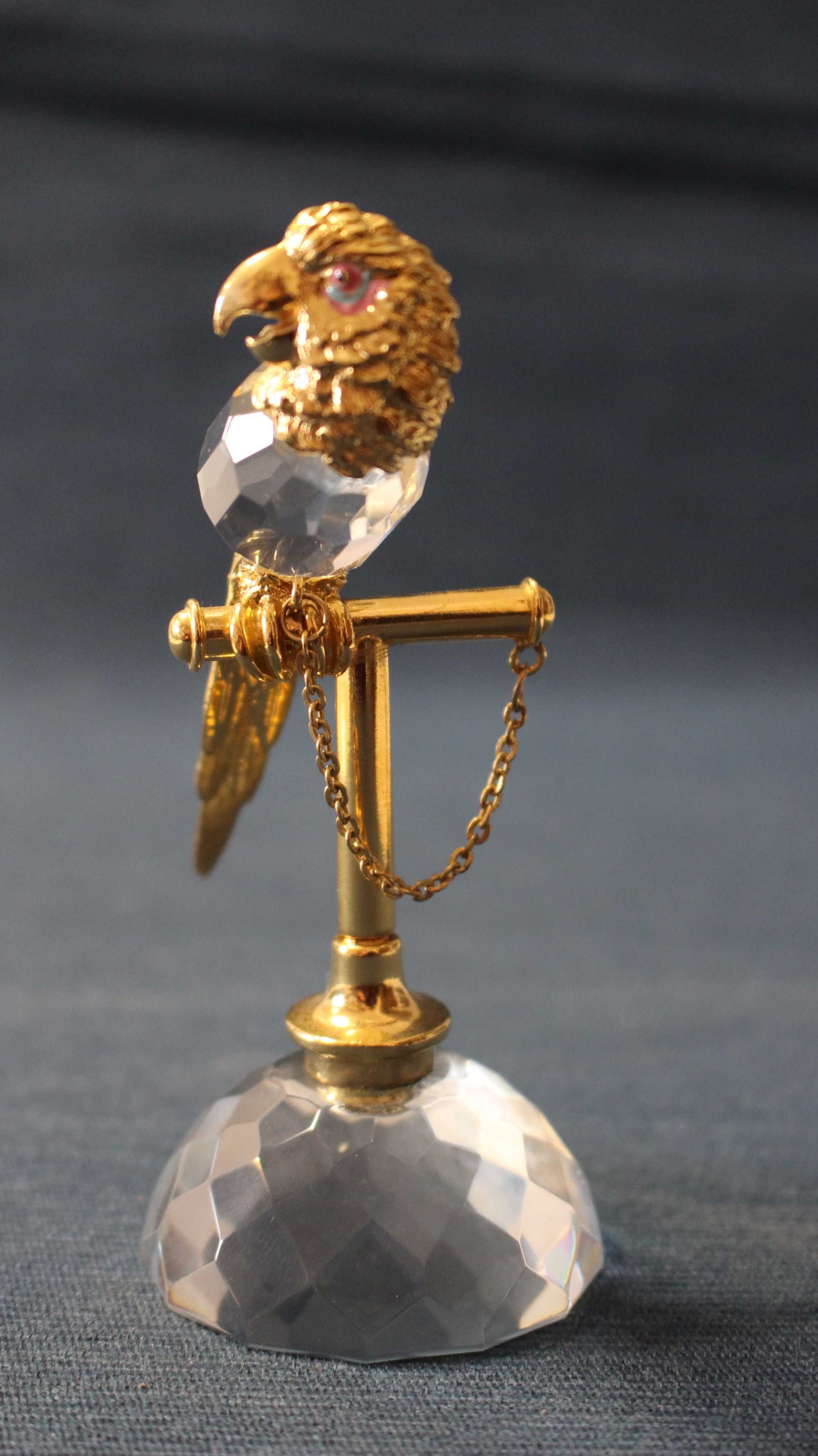 Papagaio de Cristal com aplicações douradas