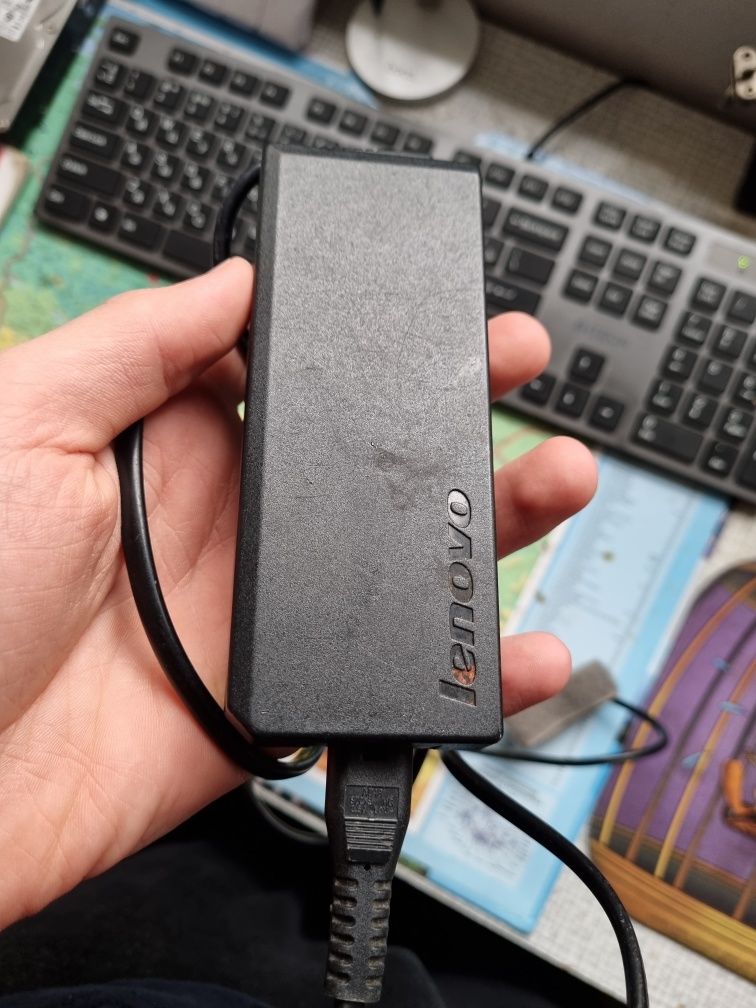 Zasilacz lenovo 90w 20v uszkodzony