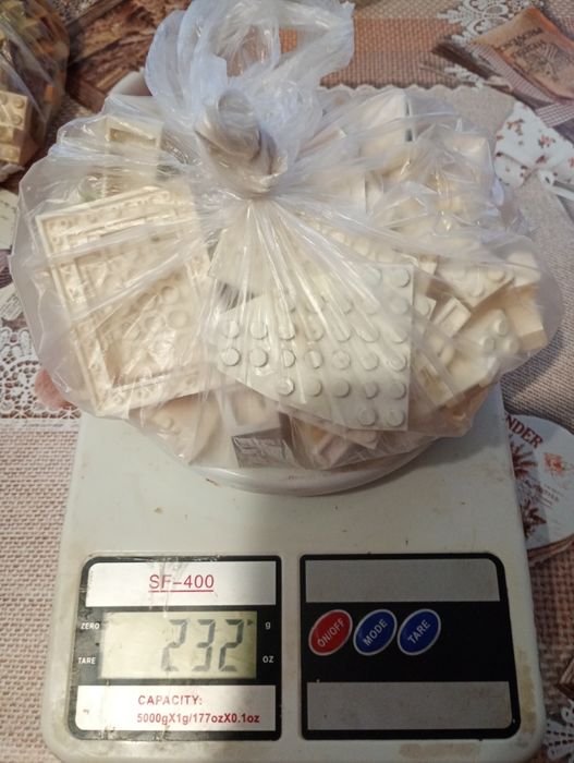 Продам конструктор лего 4кг