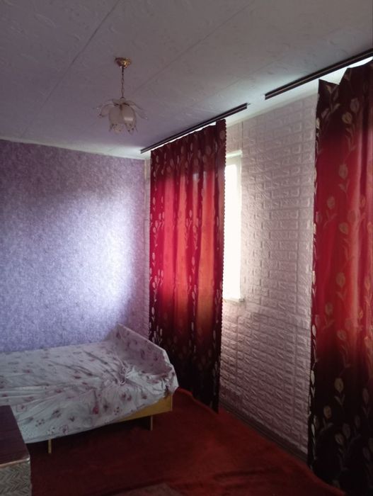 Продам земельну ділянку з будинком