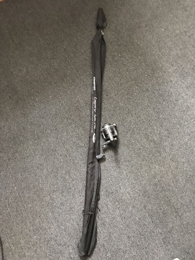Продам новый спиннинг Favorite1 1-7,10-40