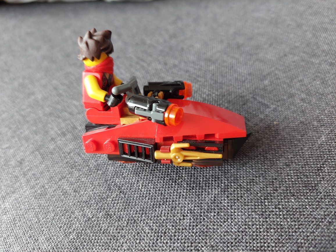 Lego Ninjago Ślizgacz Kaia