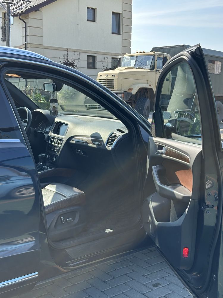 Продаж Audi q5 2016