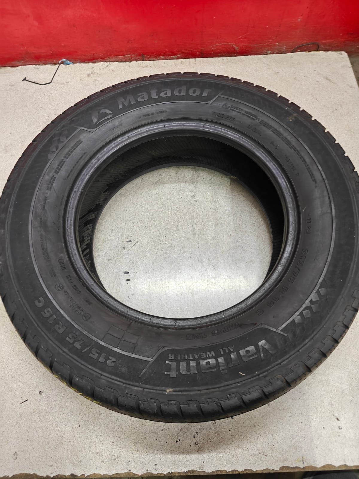 Opony 215/75/16 c Matador