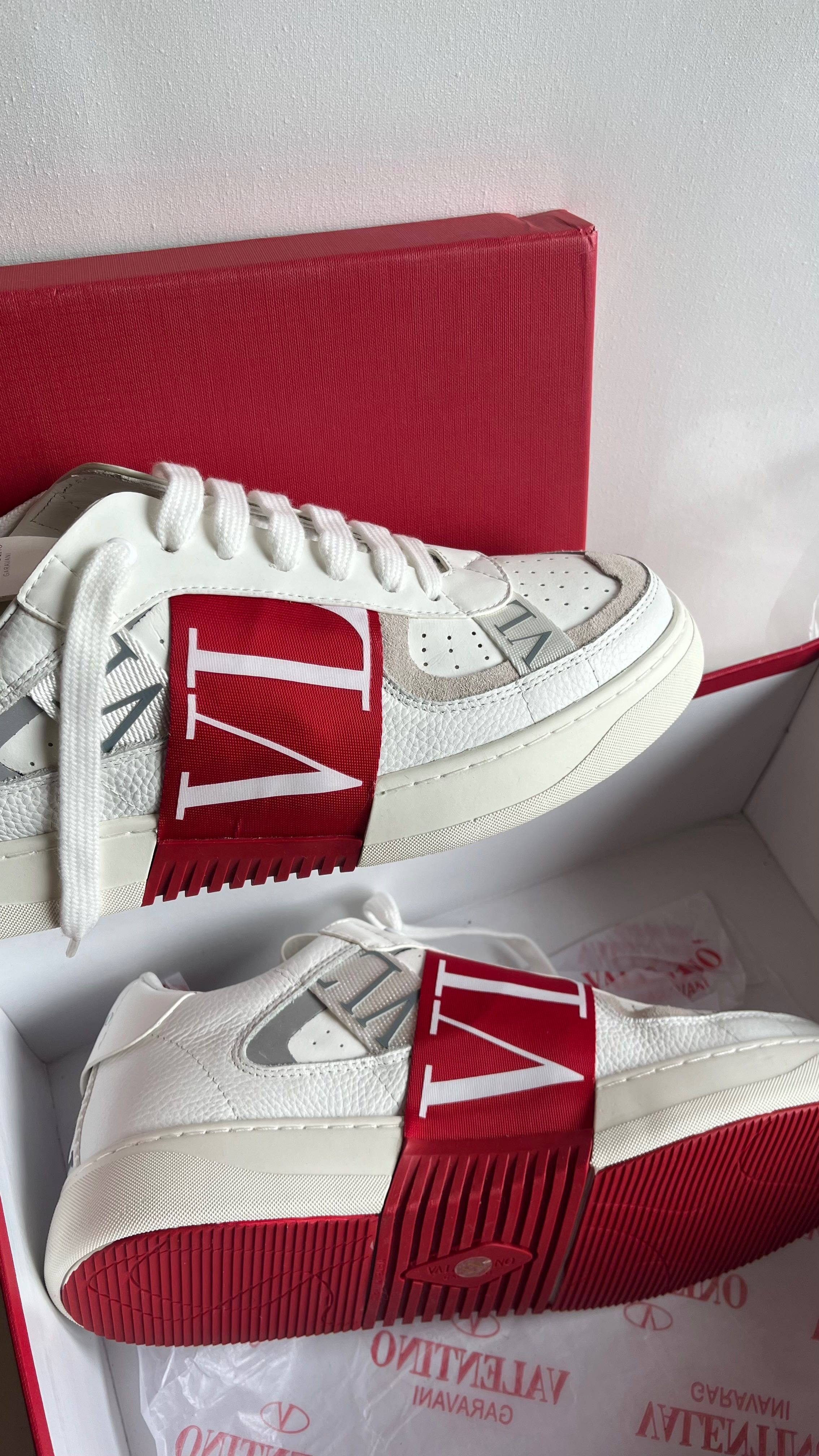 Кеди Valentino білі