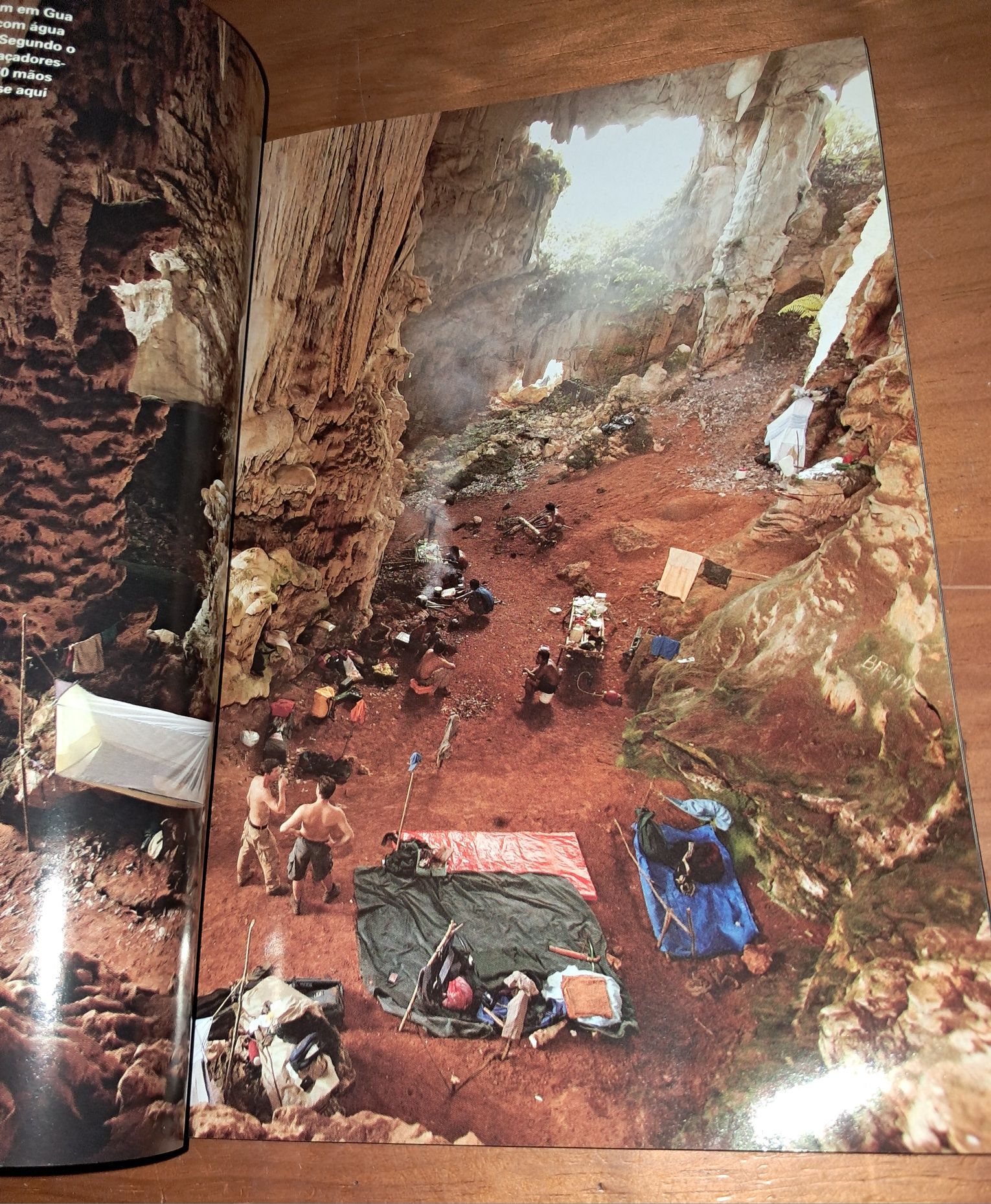 2 revistas National Geographic