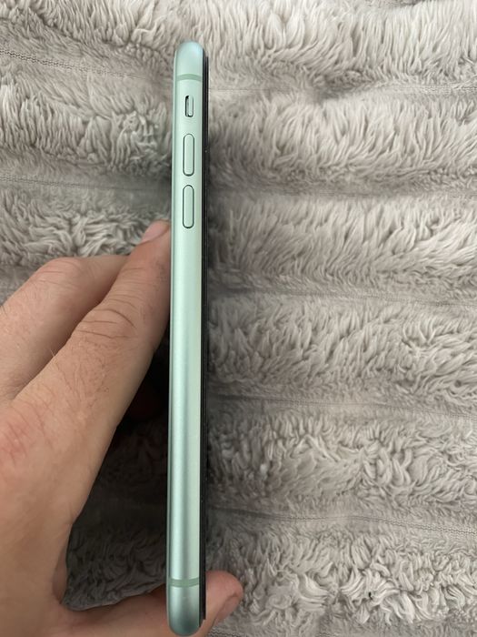 Продам айфон 11 ідеальний стан