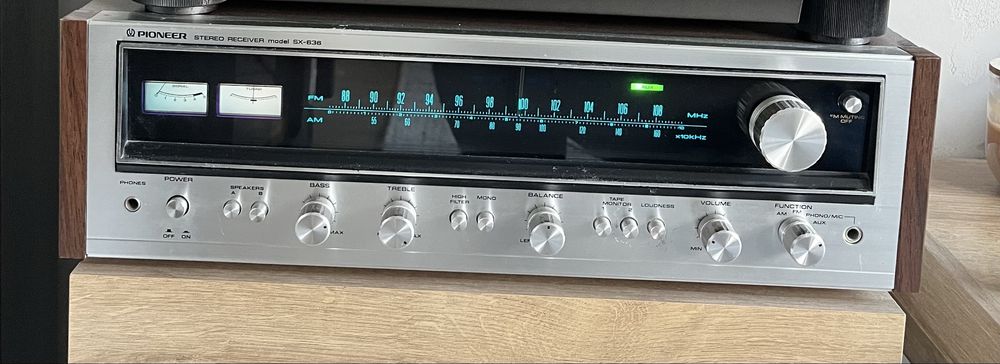 Amplituner Pioneer 636