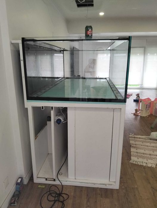 Aquario 200C x 100L x 60A