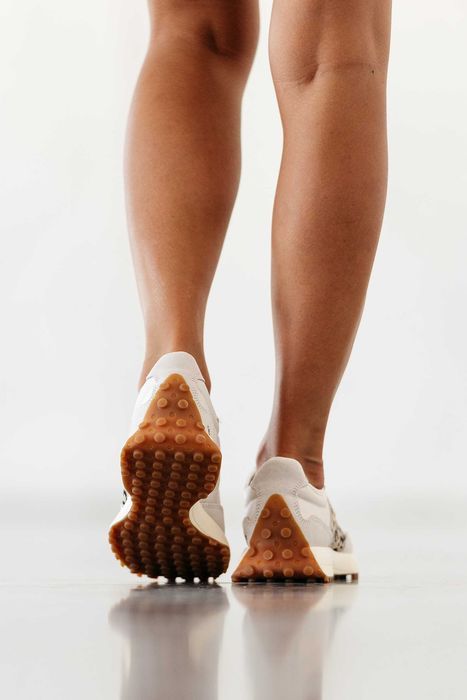 Жіночі Кросівки New Balance 327 36-41 (Без Предоплати)