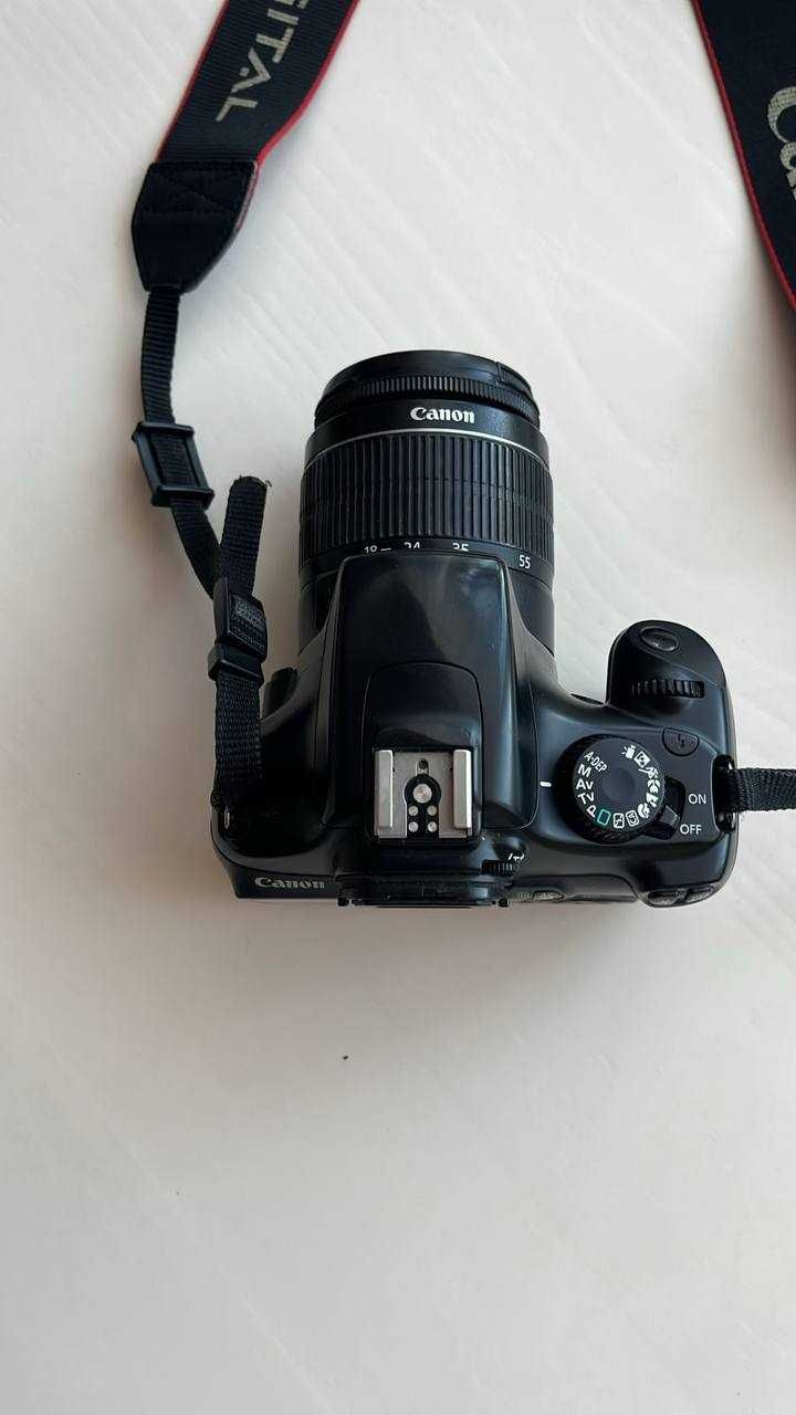 Продам фотоапарат Canon 1100d, об'єктив і сумку