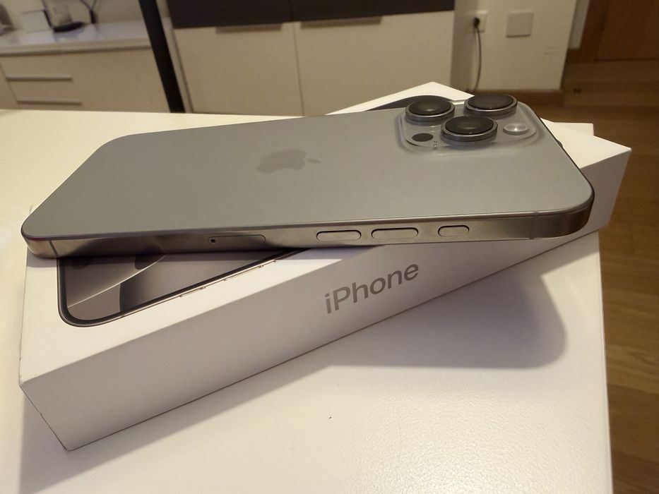 Iphone 16 pro max 256 gb com fatura e garantia