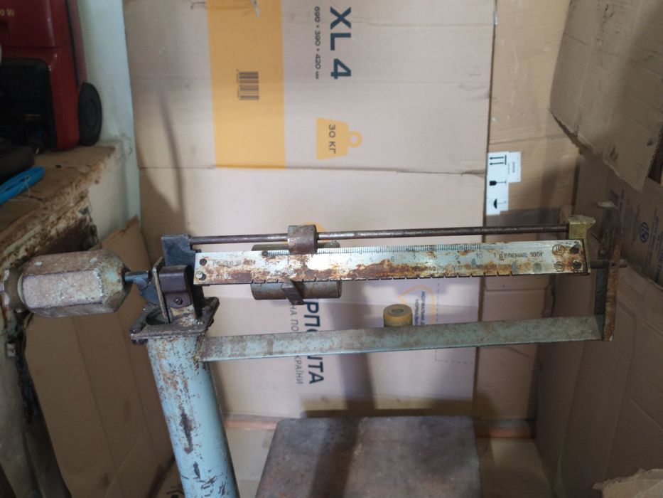 Надійні металиві ваги на 210кг._Хороша Пропозиція!