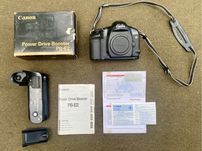 Canon EOS 1V + Power Drive Booster PB-E2 lustrzanka analogowa EOS1V