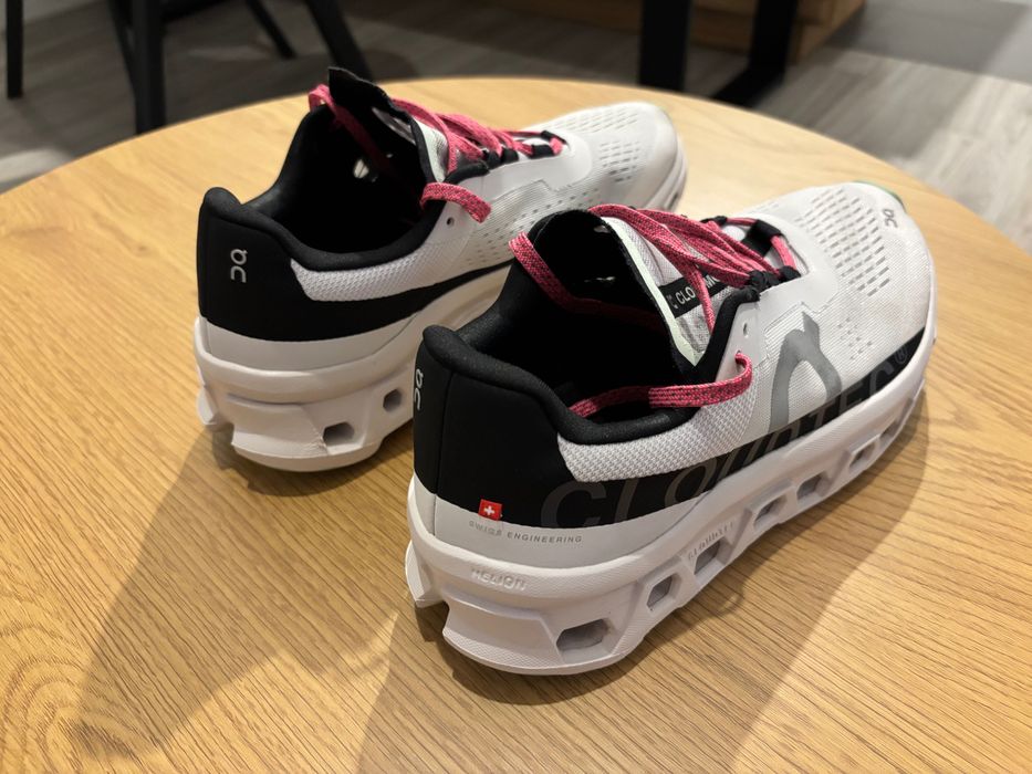 Sprzedam buty biegowe on runing