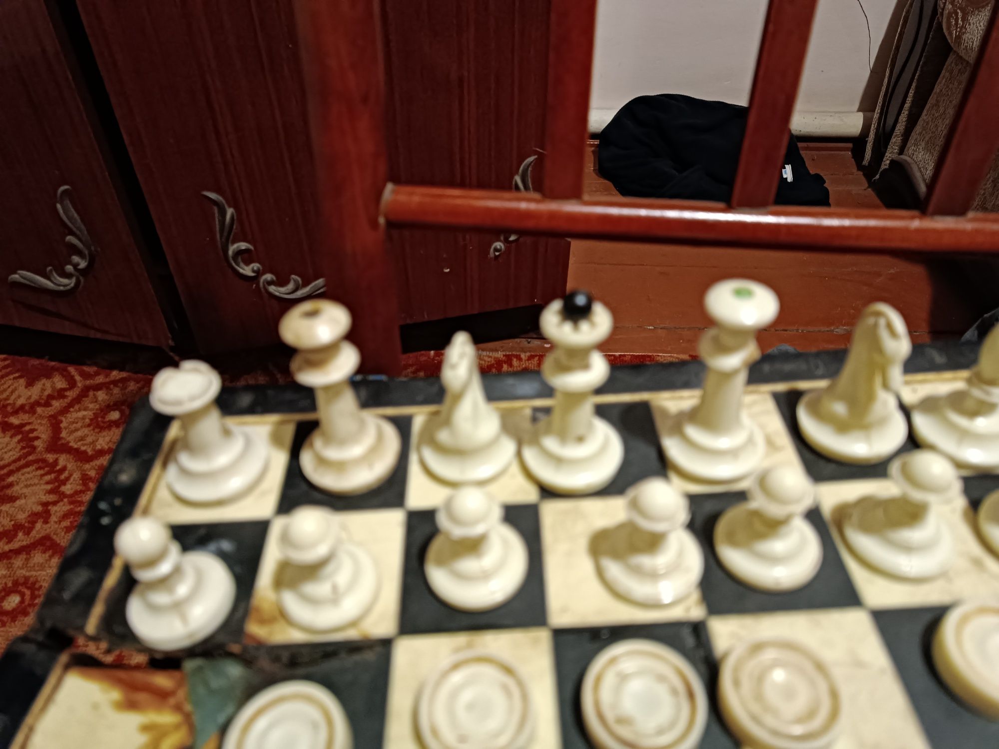 Продам Шахи і шахмати