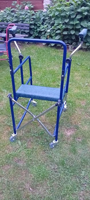 Balkonik, Chodzik  rechabilitacyjny