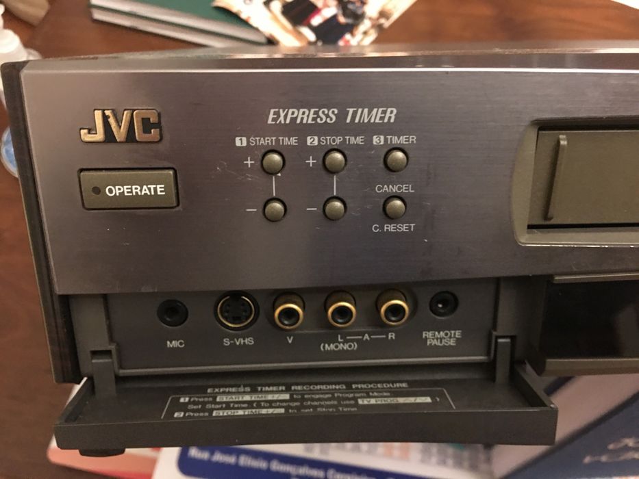 Vídeo profissional JVC SVHS