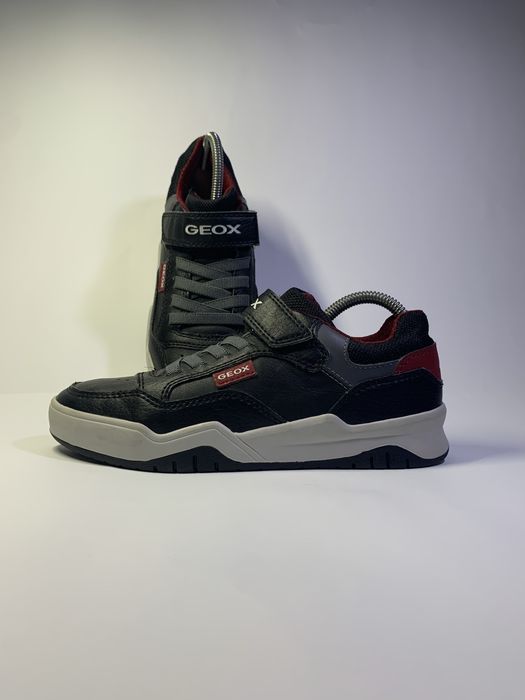 Кросівки Geox 34 розмір