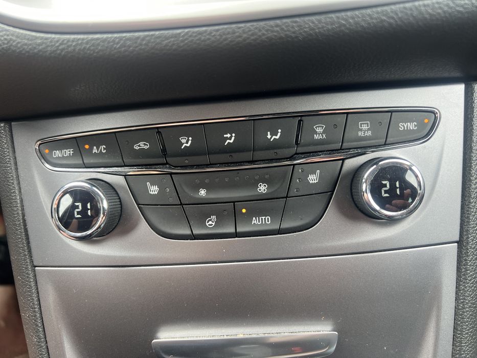 Opel Astra 2017 FULL