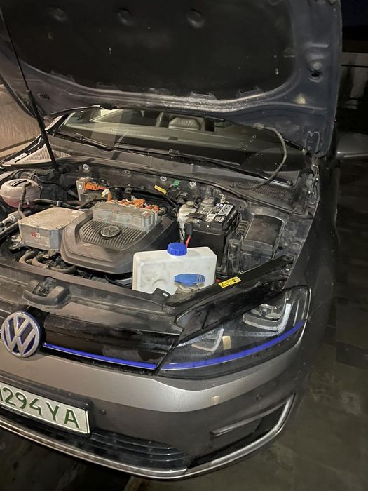 Встановлення автономного опалювача вебасто на Nissan leaf e-nv 200