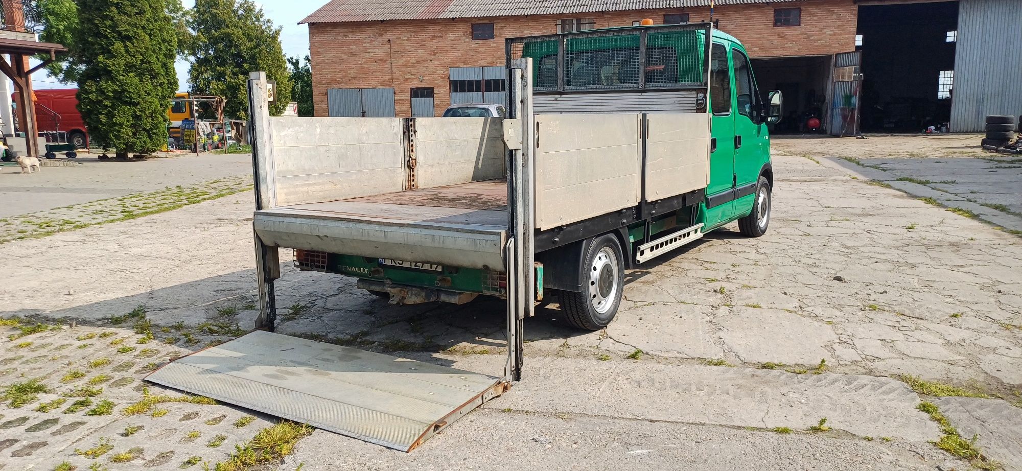 Renault Master 2.8dti,2008,doka 7 osób, winda ,hak.