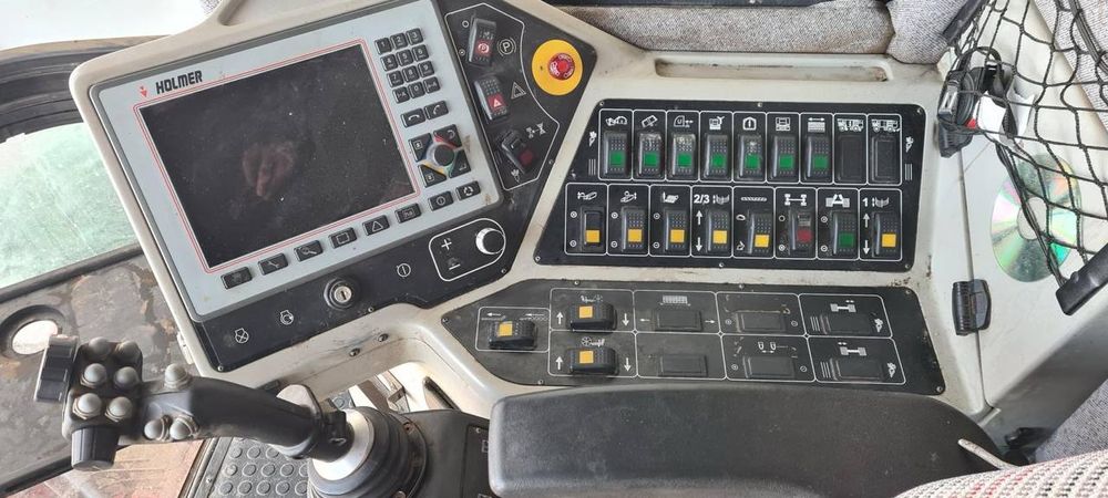 Продається бурякозбиральний комбайн Холмер Т3-30.