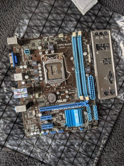 Материнська плата ASUS P8H61-M LX3 Plus R2.0