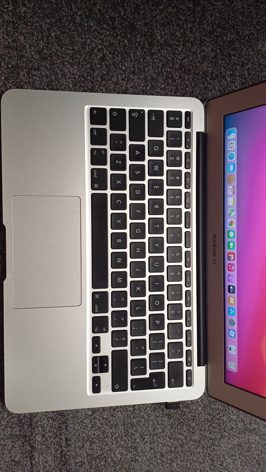 Macbook Air jak nowy
