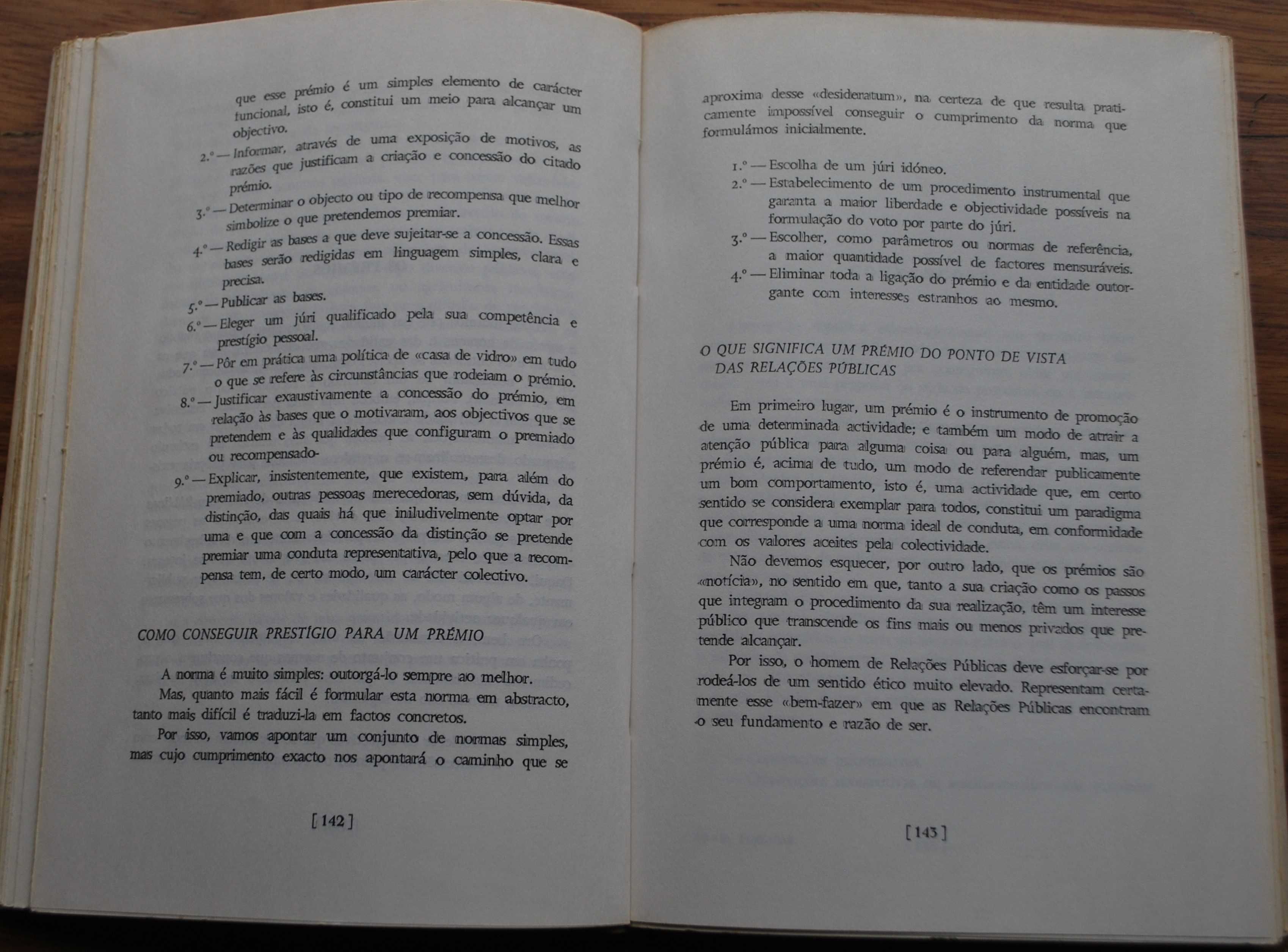 Manual Prático de Relações Públicas de Fernando Lozano