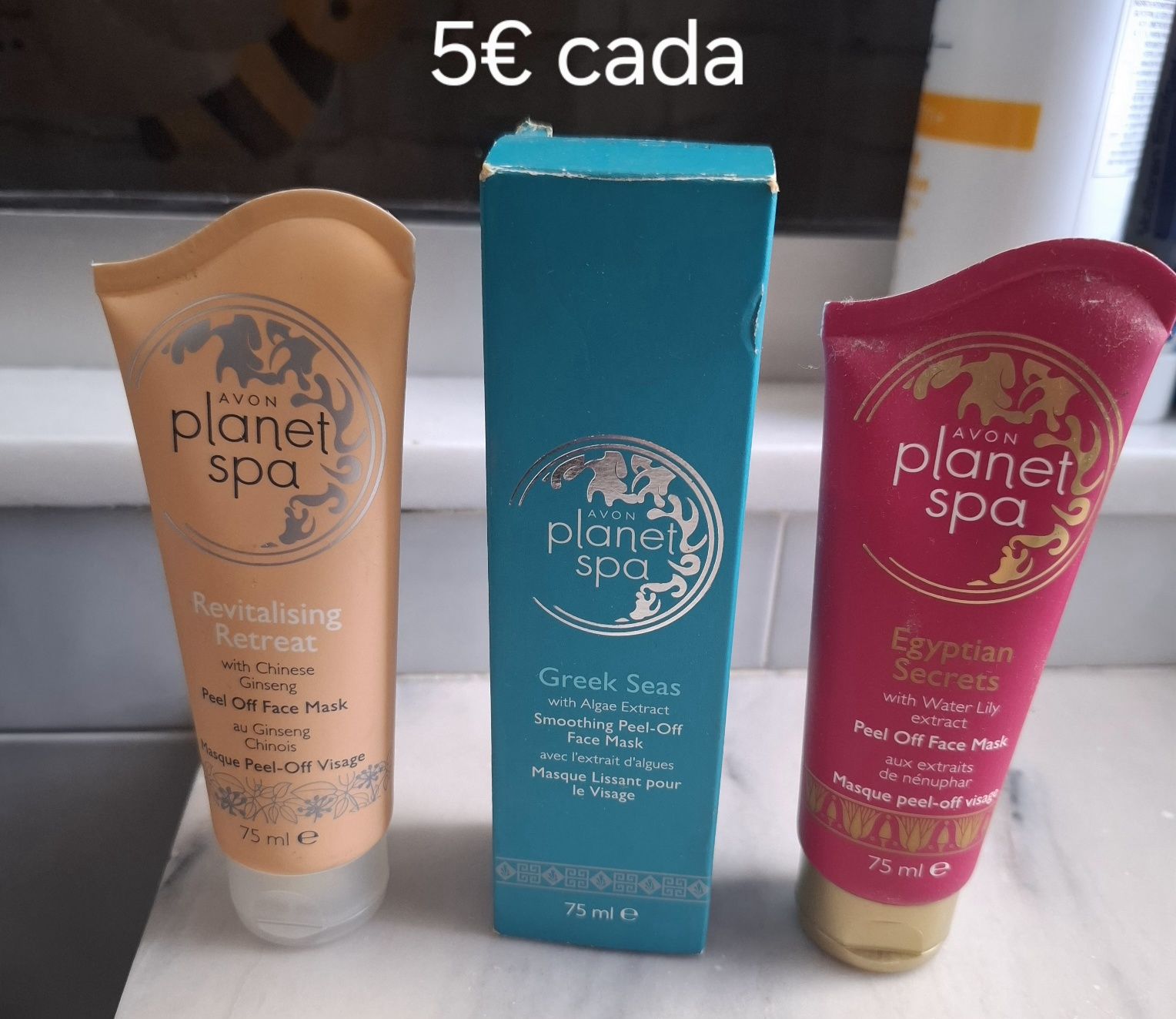 Vários produtos avon