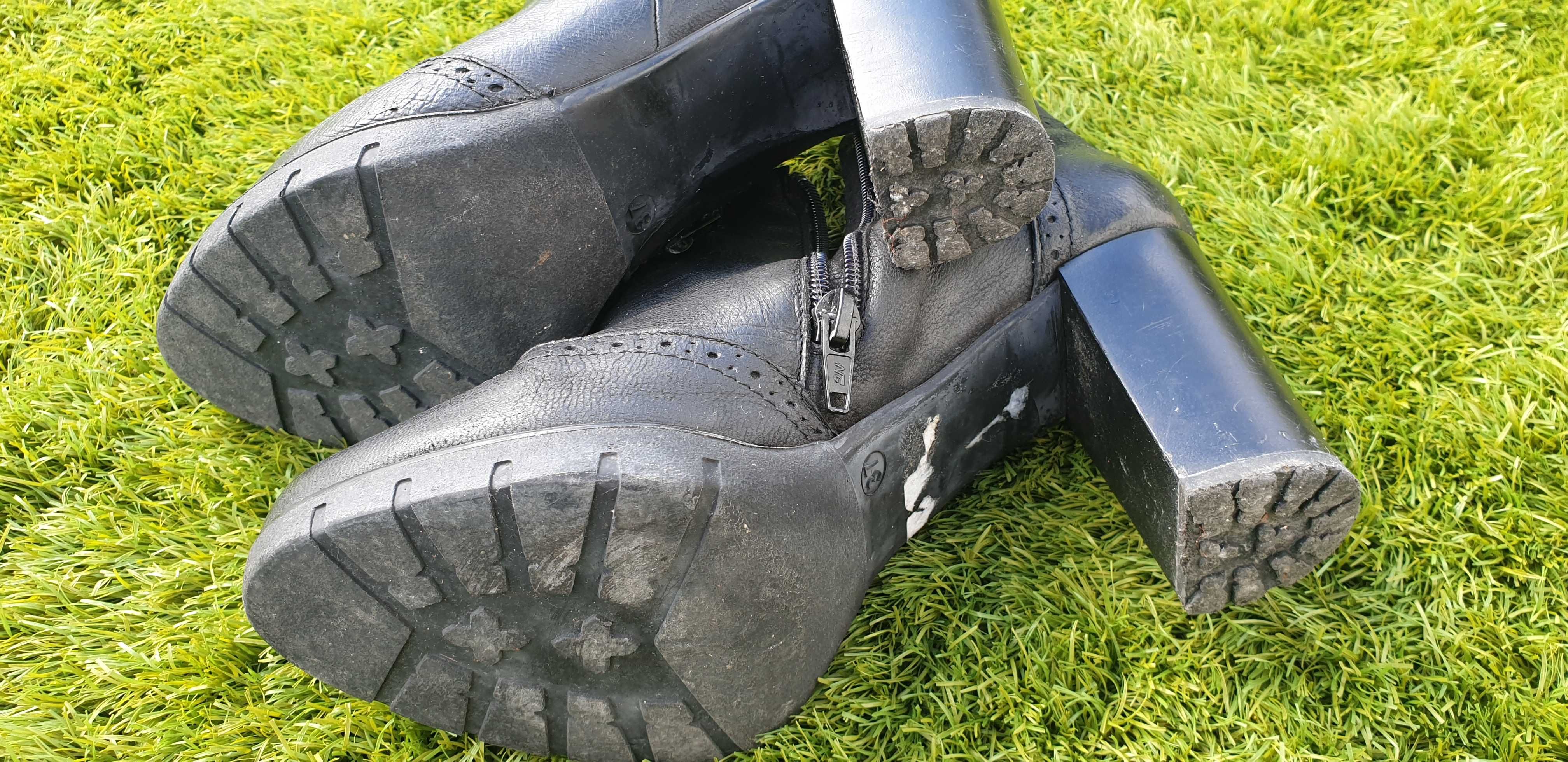 Botins em Pele - Tapadas