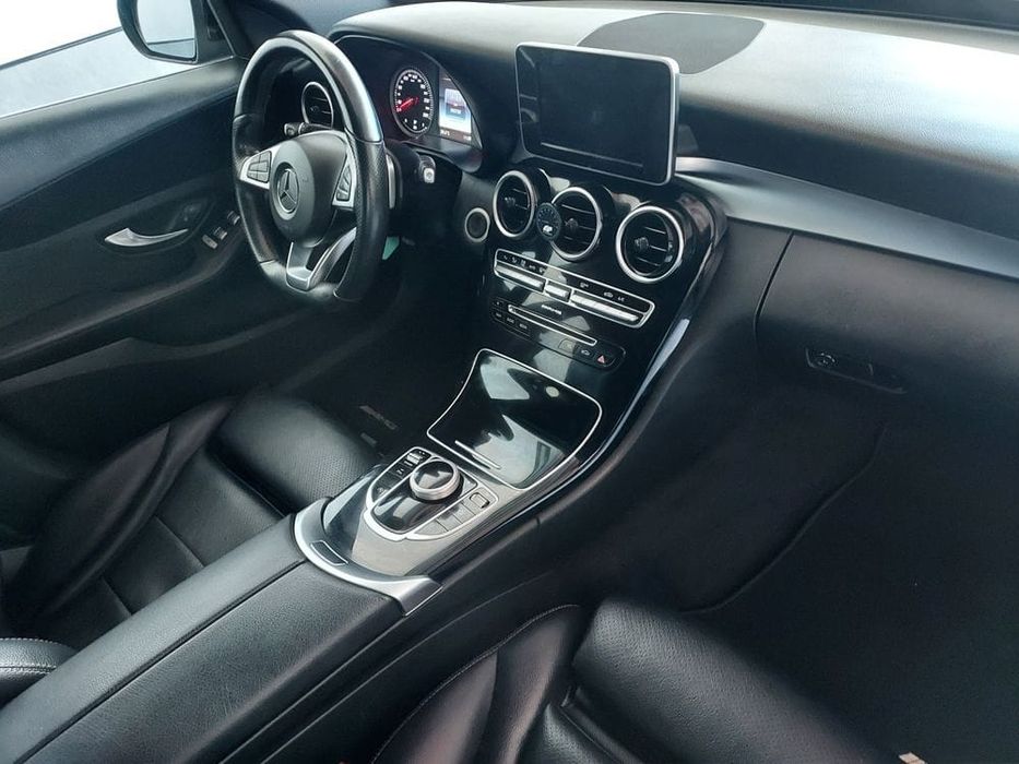 Mercedes Benz W205 para Peças ano 2016