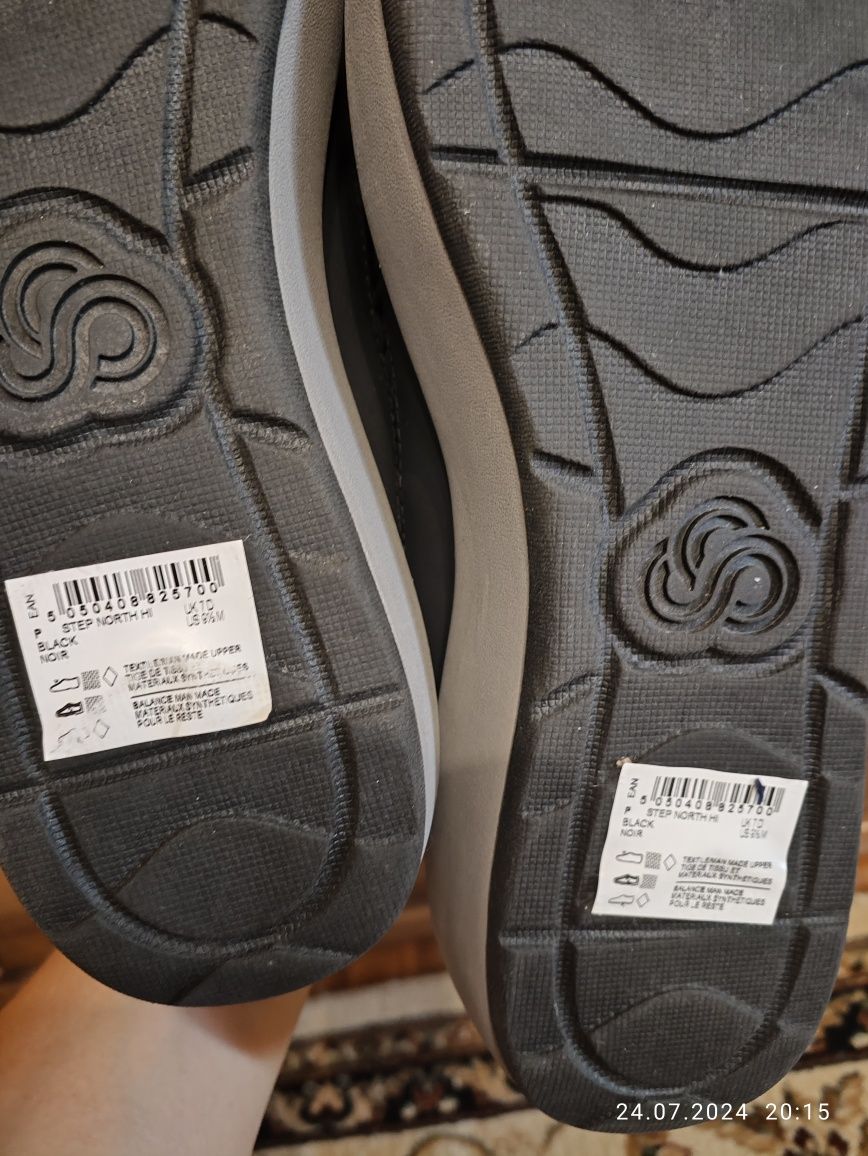 Новые сапоги ботинки Clarks 26,5 см
