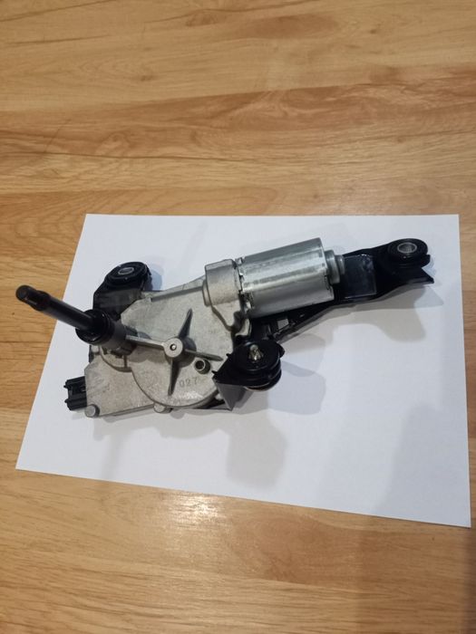 Mechanizm sterowania (silniczek) wycieraczką tylnią (klapa, szyba)  Re