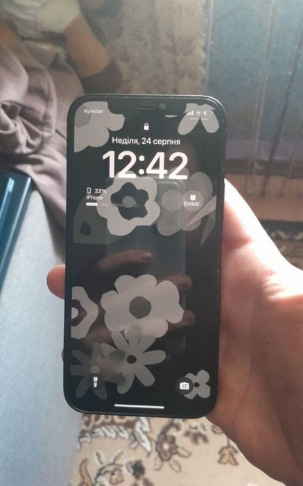 Продам айфон 12.на 128