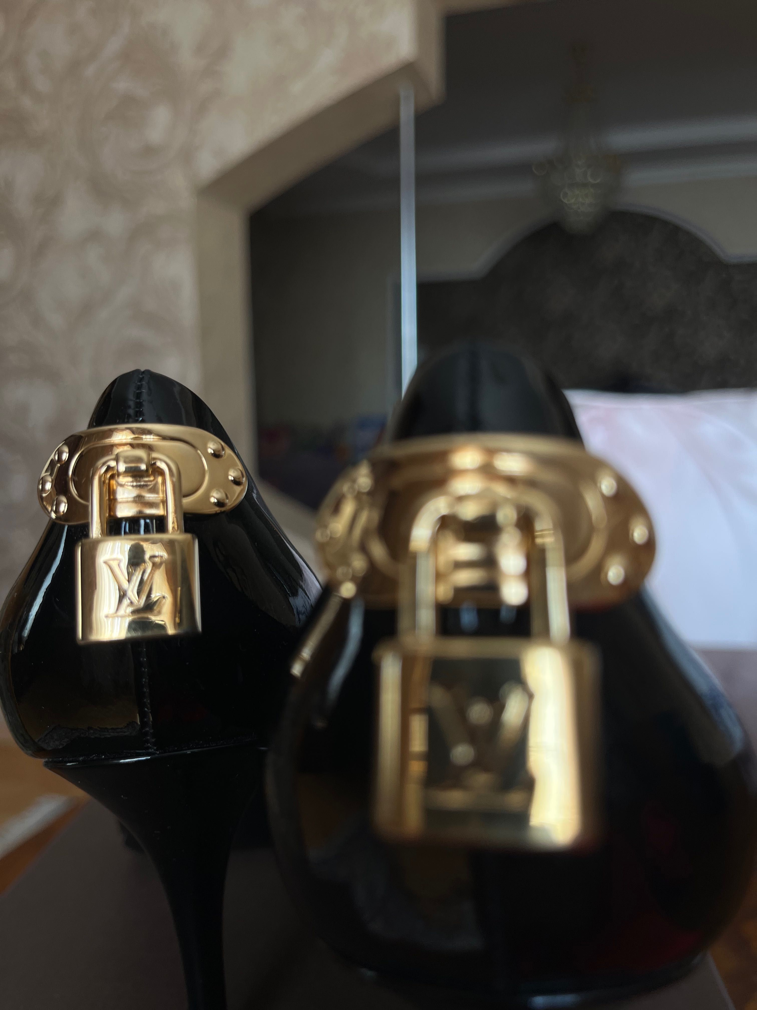 Туфлі від Louis Vuitton оригінал повне упакування ,розмір 37,5