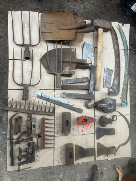 Колуны для дров,кувалда ,грабли,косы,топоры,напильники,