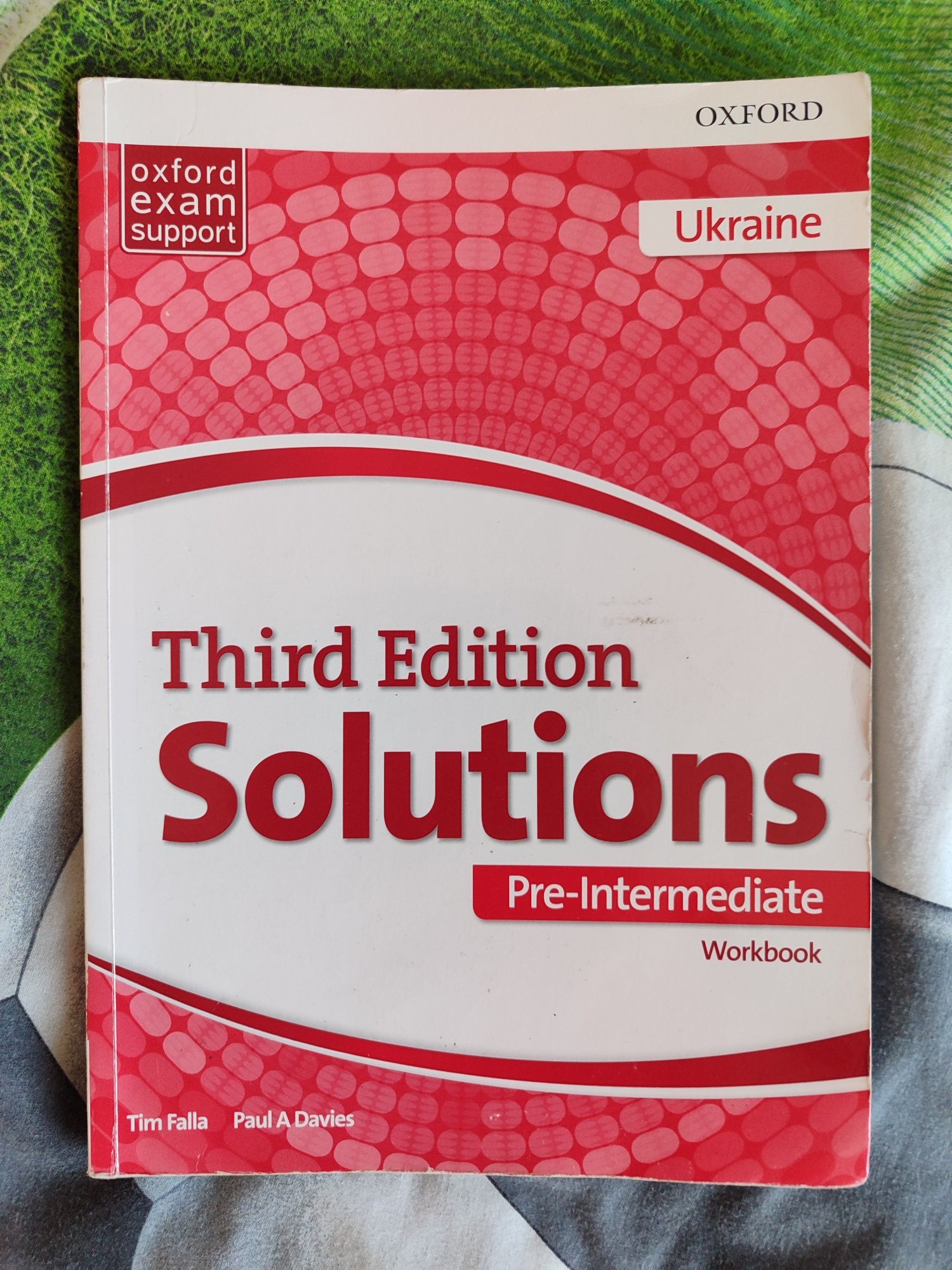 Англійська мова книжка Solution