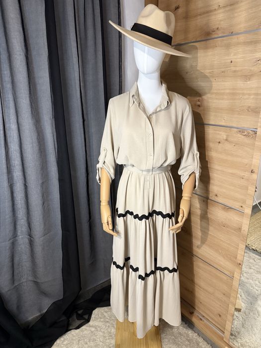 Beżowa sukienka szmizjerka maxi bohoz falbanami, r. uniwersalny