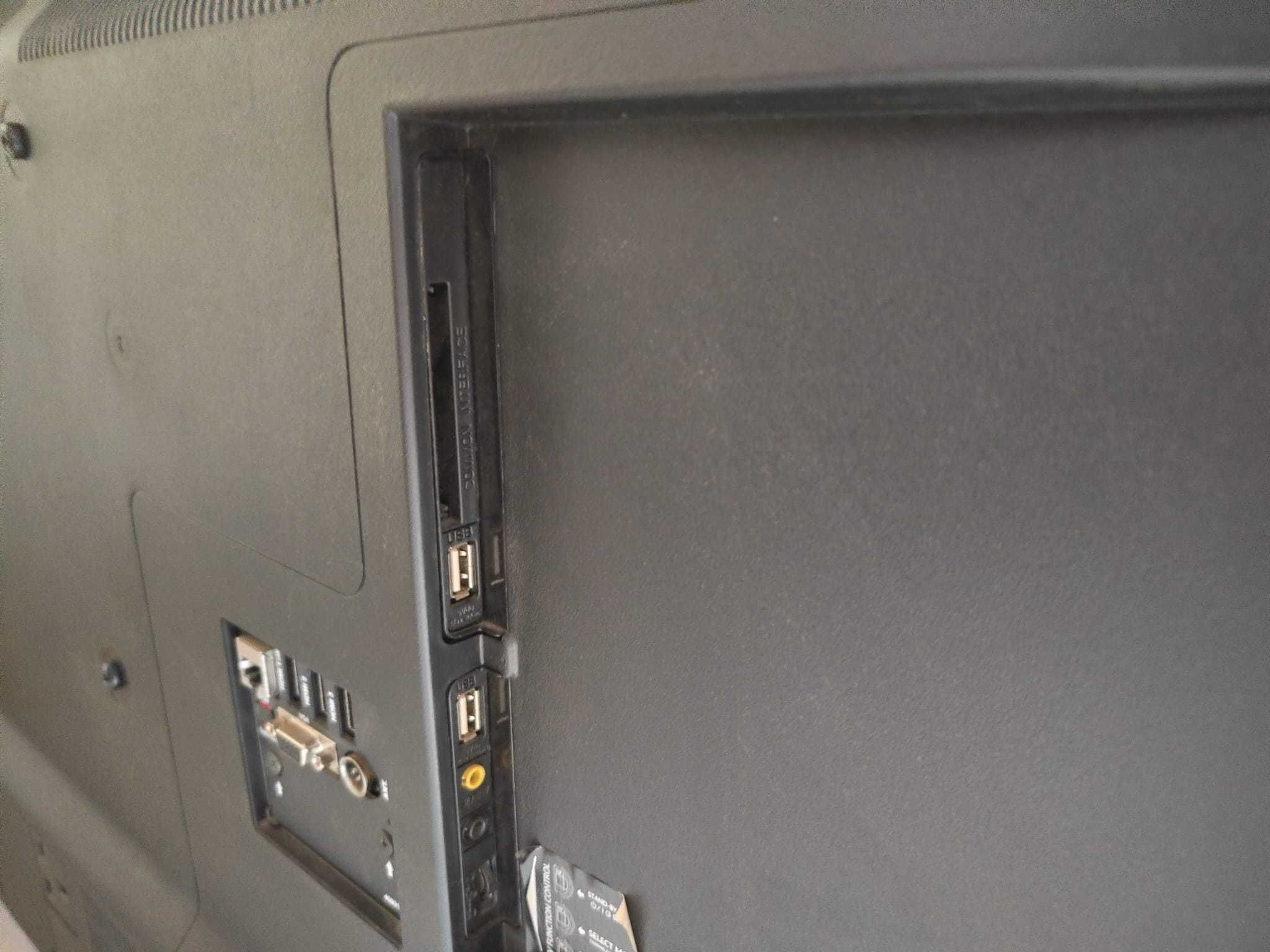 SMART TV 55" 4K UHD usada mas como nova