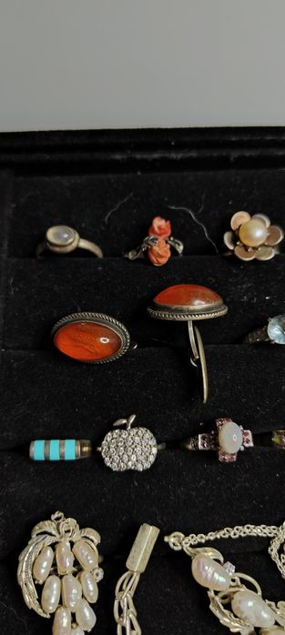 Елітні прикраси з срібла та золота з натуральним камінням