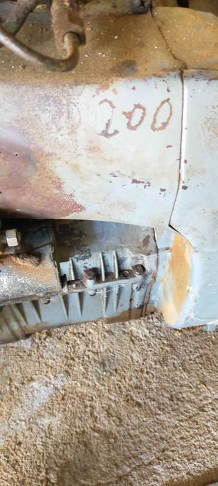 Motor Ruggerini de modelo RD 200 de dois cilindro