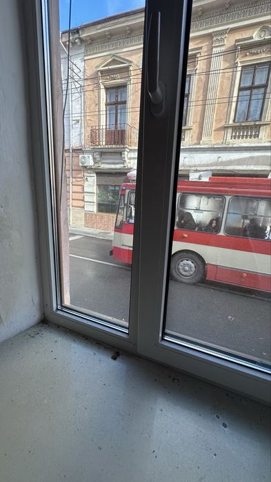 Продаж; квартира; приміщення; Чернівці; центр; фасад;