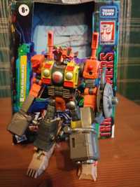 Hasbro Transformers Legacy Crashbar figurka