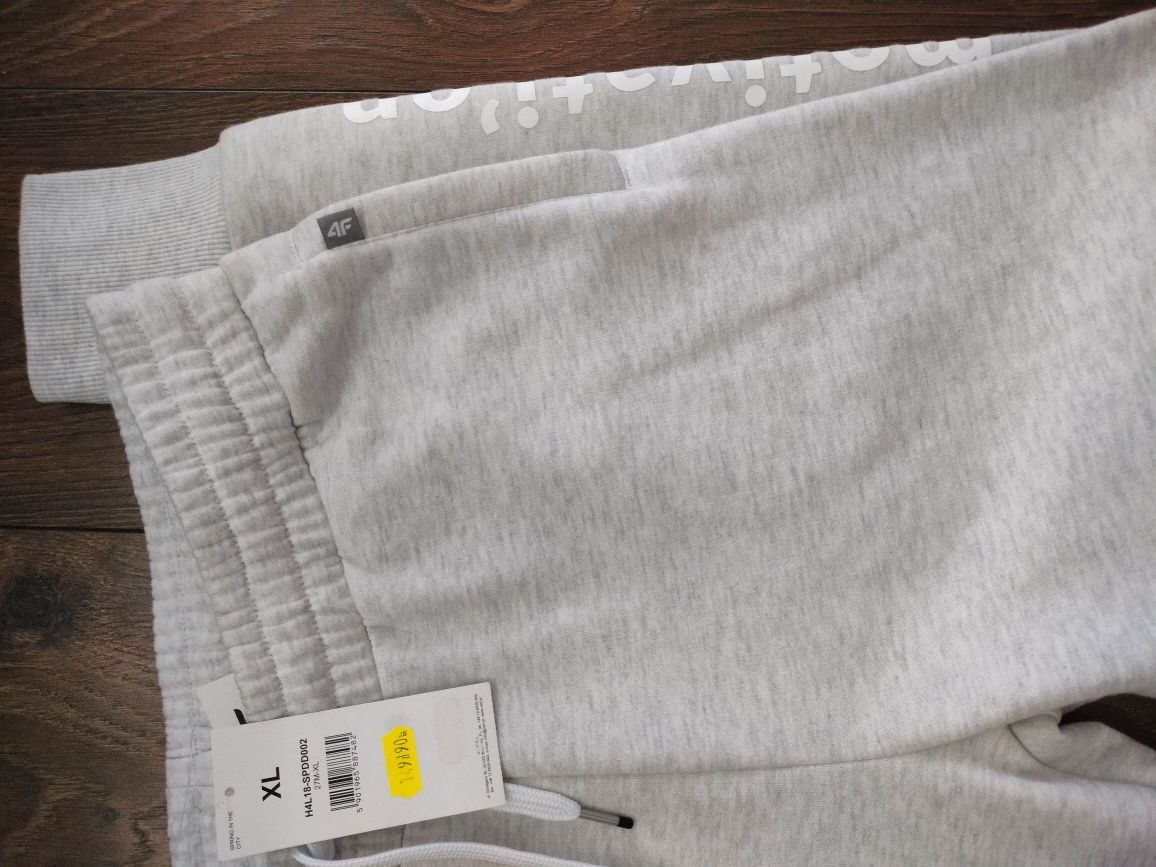 Nowe damskie spodnie dresowe 4F XL