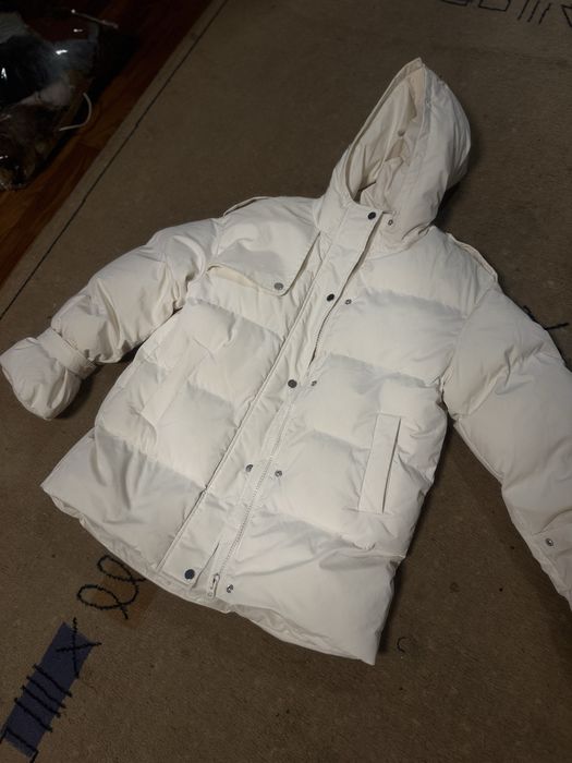 Пуховик удленений ,закрывает попу от хоолода.р 42-44