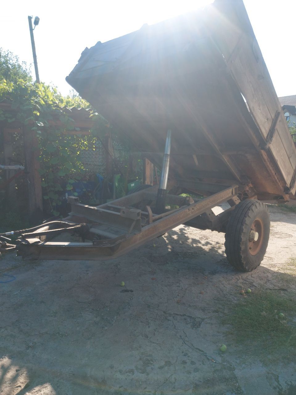 Продам тракторний прицеп