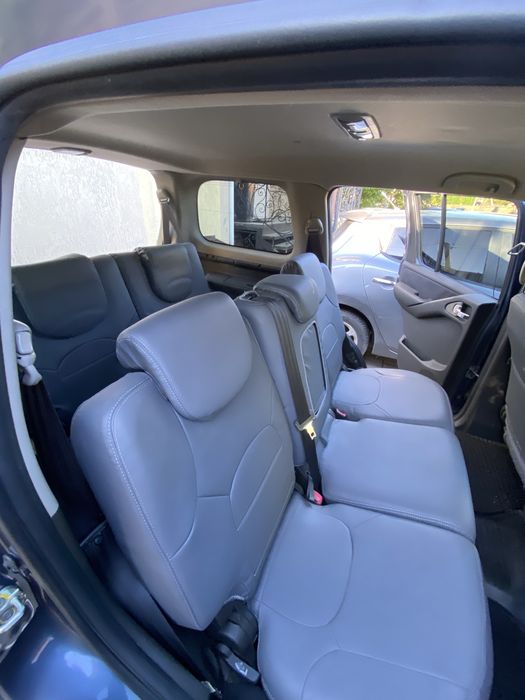 Nissan Pathfinder 2,5 дизель,вартує вашої уваги